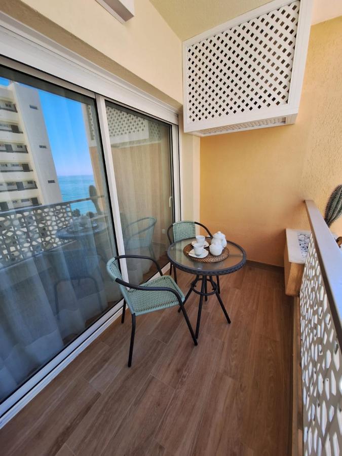 Seafront Apartment Marbella Bagian luar foto